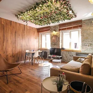  Apartamento La Casita De Lola By Urbanhosting España